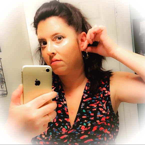 Meet your Posher, Courtney - Picture 7 of 8